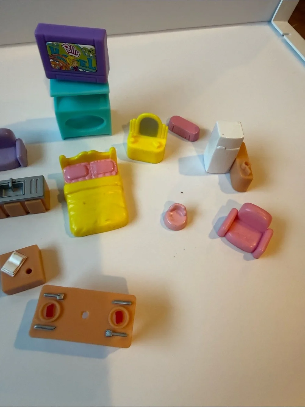 Vintage Polly Pocket furniture lot